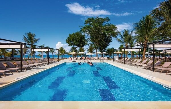 Blog Header Image - On Location: Riu Palace Tropical Bay in Negril, Jamaica