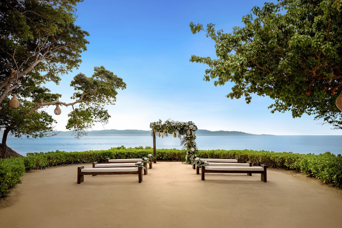 Blog Header Image - How to Plan a Wedding Without Losing Your Mind
