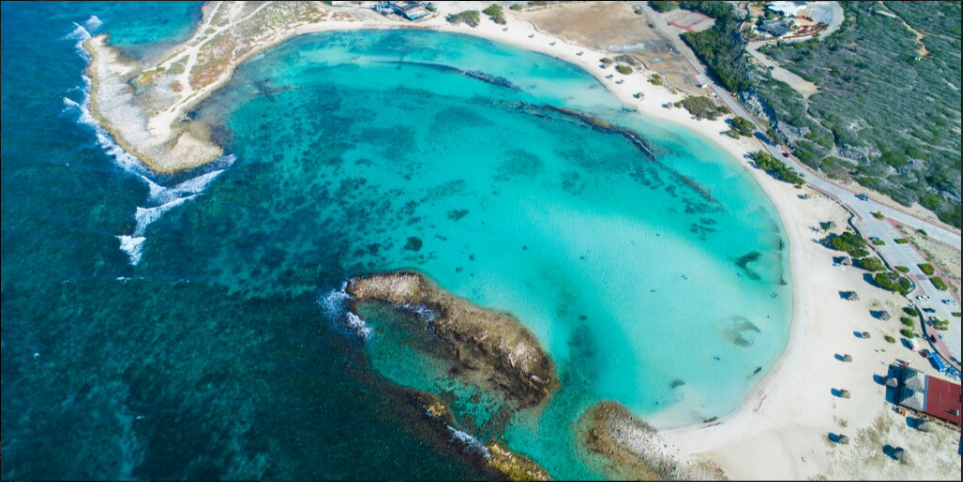 Aruba destination wedding beach setting