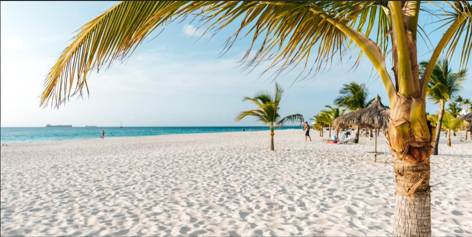 Blog Header Image - Why Aruba Works So Well for Destination Weddings