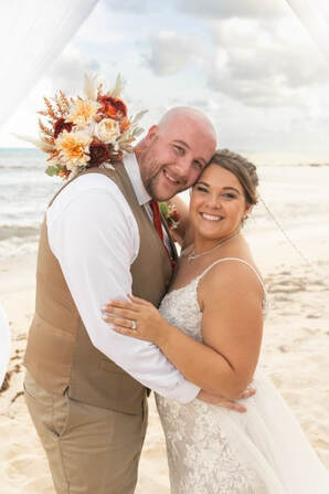 Blog Header Image - Real Wedding: Ashley & Joseph at Generations Riviera Maya