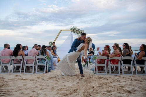 Blog Header Image - Real Wedding: Charlotte & Brittany at El Dorado Royale