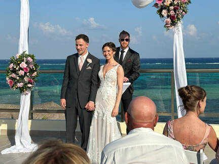 Blog Header Image - Real Wedding: Jessica & Mark at El Dorado Maroma